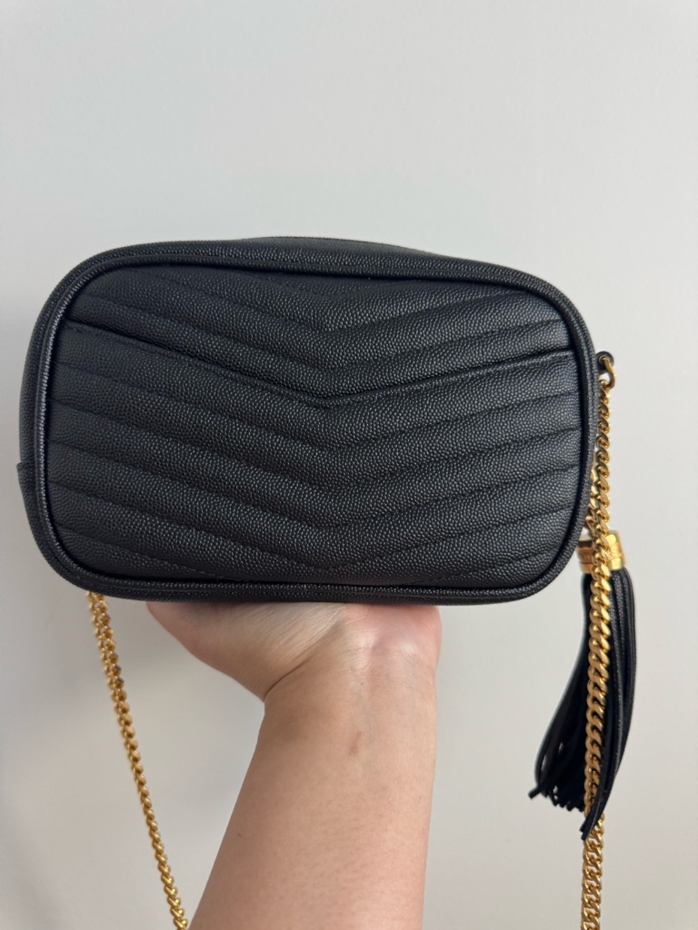 Saint Laurent Black Quilted Crossbody Camera Bag with Gold Hardware - Picture 3 of 11